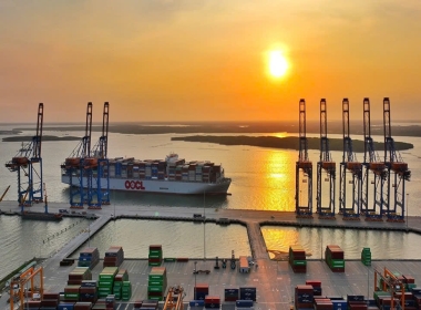 “Siêu cảng" 520 triệu USD của Việt Nam đón chuyến tàu đầu tiên từ liên minh hàng hải top đầu thế giới