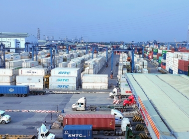 Cảng biển thiệt hại lớn vì container tồn đọng