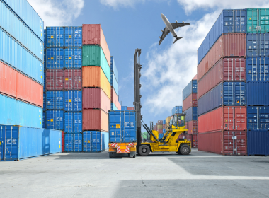 Nâng cao năng lực cạnh tranh tạo môi trường phát triển logistics