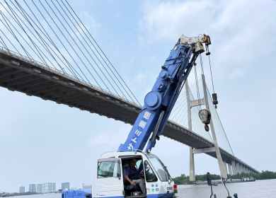 Cần trục bánh lốp KOBELCO RK120-3 từ Nhật Bản