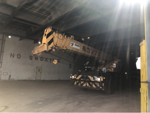 Cẩu lốp 20 tấn TADANO TR200M-4 tại cảng SPCT