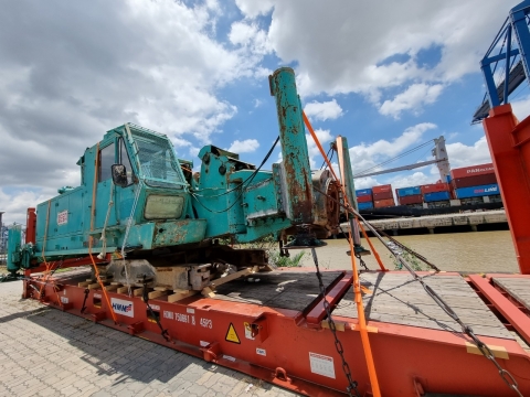  Cẩu xích NIPPON SHARYO DH508-105M tại cảng Cát Lái