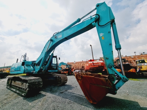 MÁY ĐÀO BÁNH XÍCH KOBELCO SK350LC-9 TỪ NHẬT BẢN