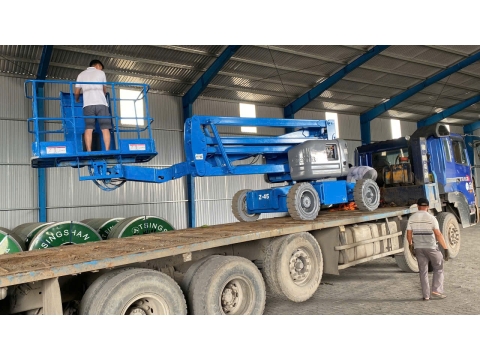 Song kiếm hợp bích Xe nâng người GENIE Z45/25 từ Thái Lan