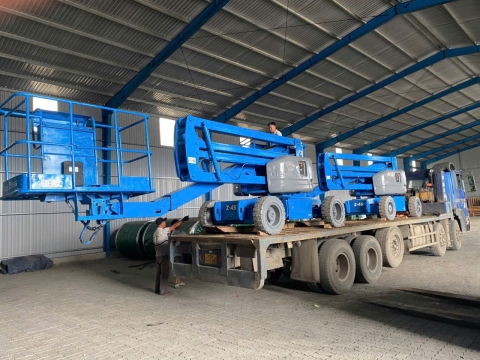 Song kiếm hợp bích Xe nâng người GENIE Z45/25 từ Thái Lan