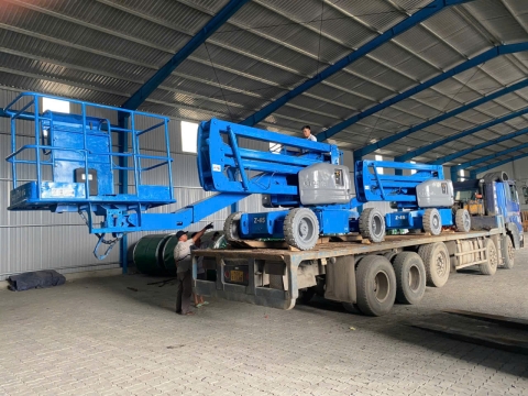 Song kiếm hợp bích Xe nâng người GENIE Z45/25 từ Thái Lan