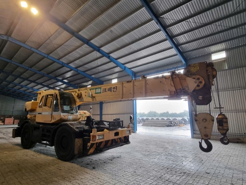 CẨU LỐP KOBELCO RK250-3 TỪ HÀN QUỐC