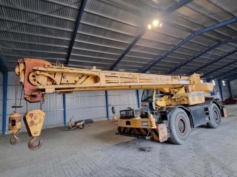 CẨU LỐP KOBELCO RK250-3 TỪ HÀN QUỐC