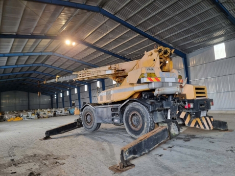 CẨU LỐP KOBELCO RK250-3 TỪ HÀN QUỐC