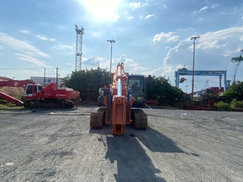 MÁY ĐÀO BÁNH XÍCH HITACHI ZX200-3 TỪ NHẬT BẢN