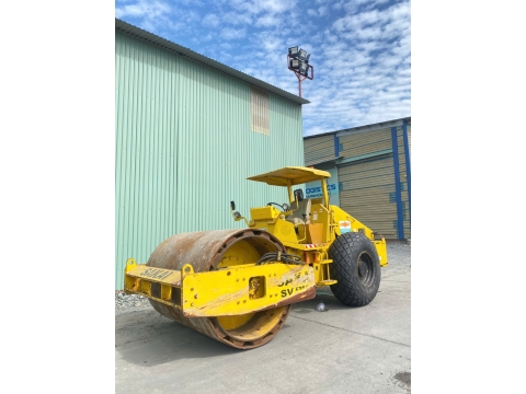 Xe lu rung SAKAI SV512D từ Singapore