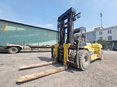 Xe nâng KOMATSU FD250Z-6 từ Hàn Quốc