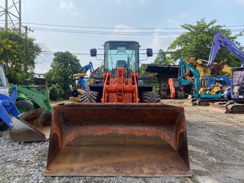 Máy xúc lật bánh lốp HITACHI LX80-7, LX110-7 từ Nhật Bản