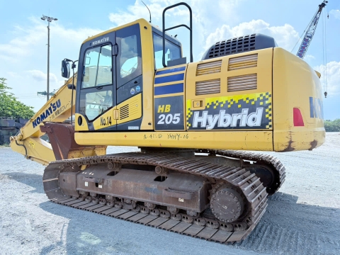 Máy đào bánh xích KOMATSU HB205-2 từ Nhật Bản