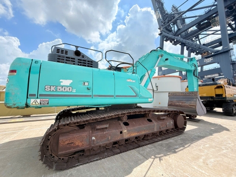 Siêu phẩm KOBELCO SK500LC-9 từ Australia