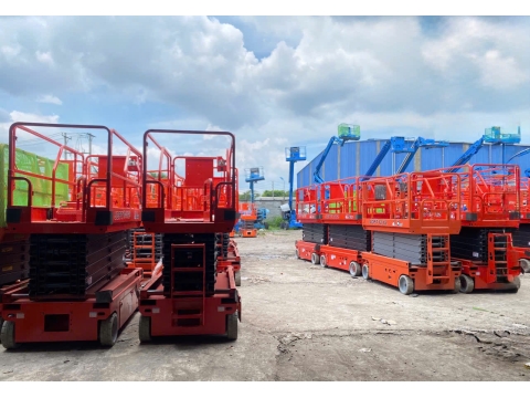 Xe nâng người cắt kéo DINGLI từ Trung Quốc