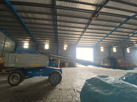 Xe nâng người GENIE S-60 từ Singapore