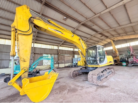 Máy đào bánh xích SUMITOMO SH200-3 từ Nhật Bản