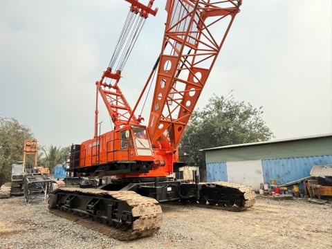 Cần trục bánh xích 200 tấn IHI DCH2000 từ Nhật Bản