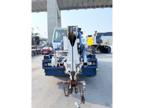 Cần trục bánh lốp KOBELCO RK120-3 từ Nhật Bản